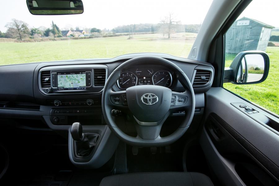 Торпедо Toyota ProAce Van Compact 2017 года  (UK) (фото 10 из 32)